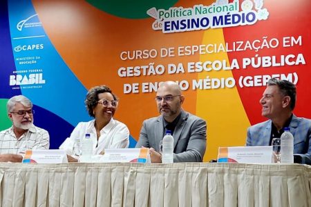 Secretário de MS representa Consed em seminário no Ministério da Educação