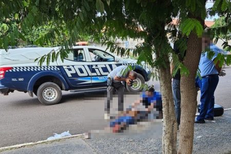 Jovem é espancando por 8 pessoas e depois executado em MS
