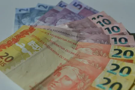 Crédito deve crescer 8,5% em 2025, indica pesquisa da Febraban