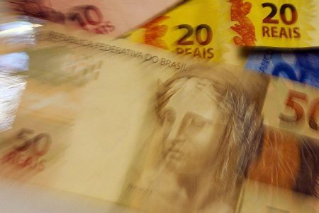 Produtor recua e soja tem preços ‘parados’ no país