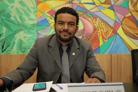 Reinaldo Jalasca solicita melhorias em bairros que enfrentam abandono e riscos à segurança