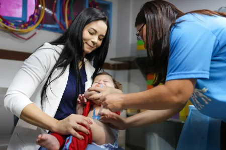 Vacinação melhora, mas ainda enfrenta desafios no Brasil