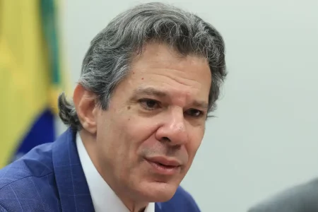 Fim de isenção a títulos privados não prejudicará produtor, diz Haddad
