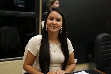 Natália Velasques cobra infraestrutura para estradas e ampliação de escola no Itamarati